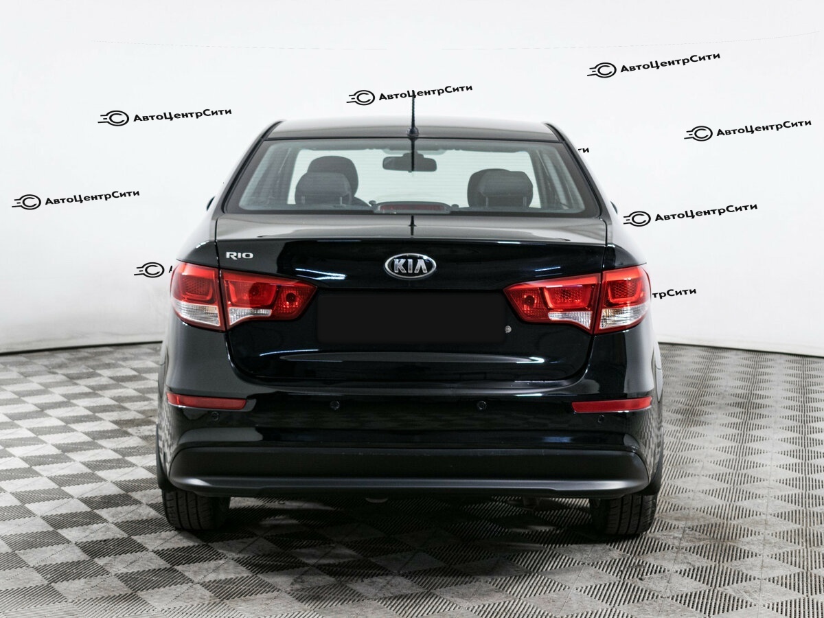 Kia Rio с пробегом — 2016 год. Фото: #4