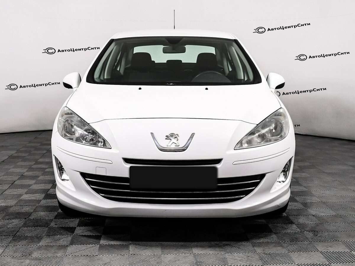 Peugeot 408 с пробегом — 2012 год. Фото: #1