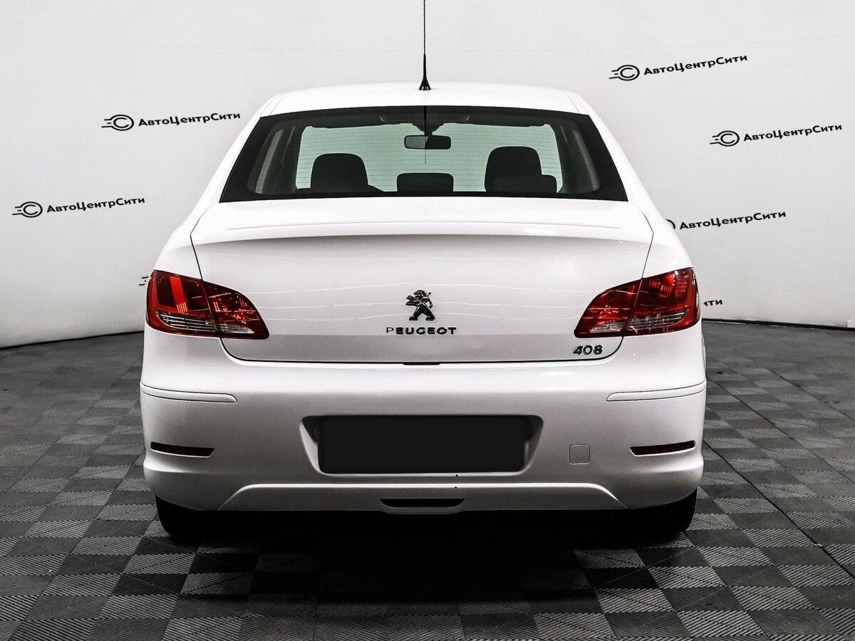 Peugeot 408 с пробегом — 2012 год. Фото: #5