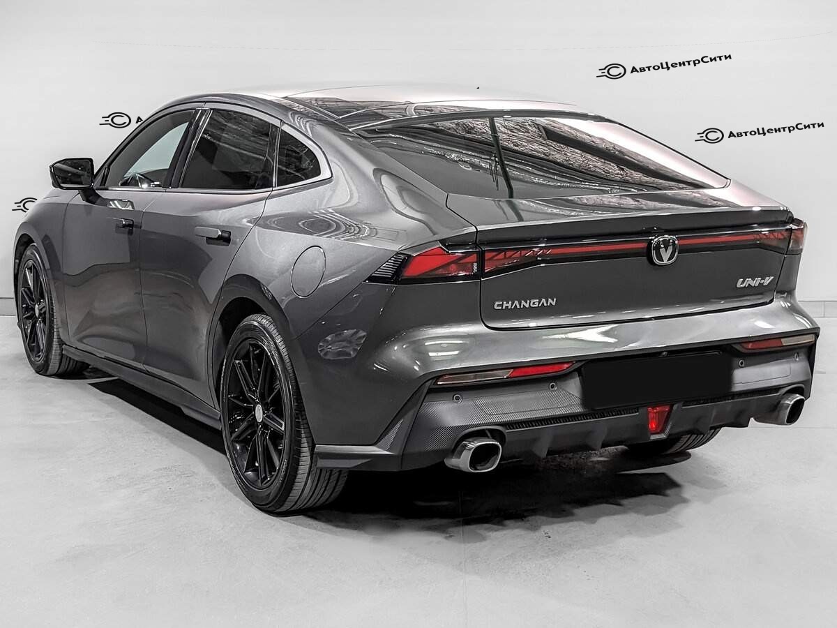 Changan UNI-V с пробегом — 2023 год. Фото: #6