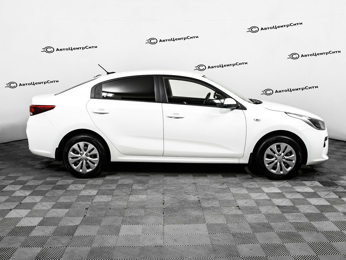 Kia Rio с пробегом — 2018 год. Фото: #3