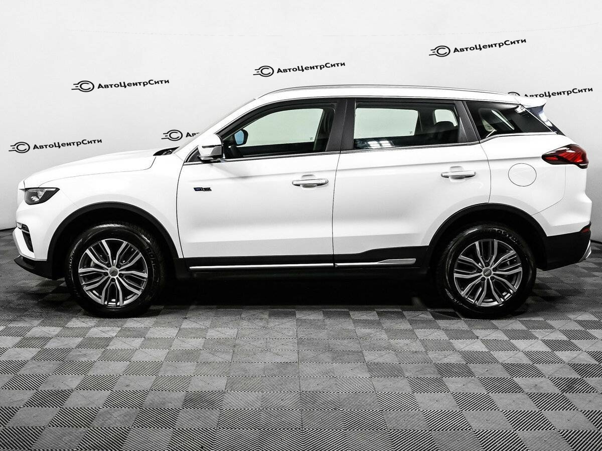 Geely Atlas Pro с пробегом — 2022 год. Фото: #7