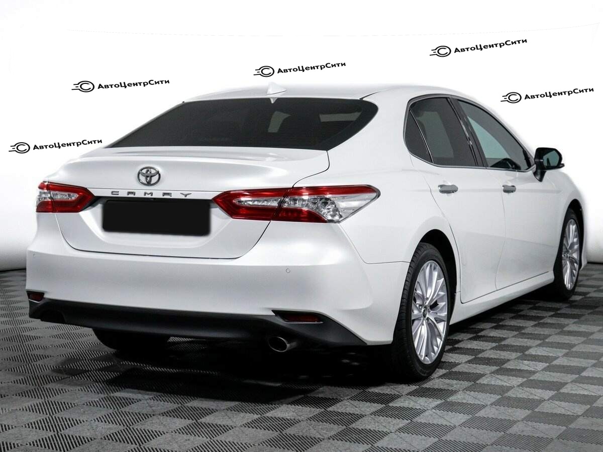 Toyota Camry с пробегом — 2019 год. Фото: #4