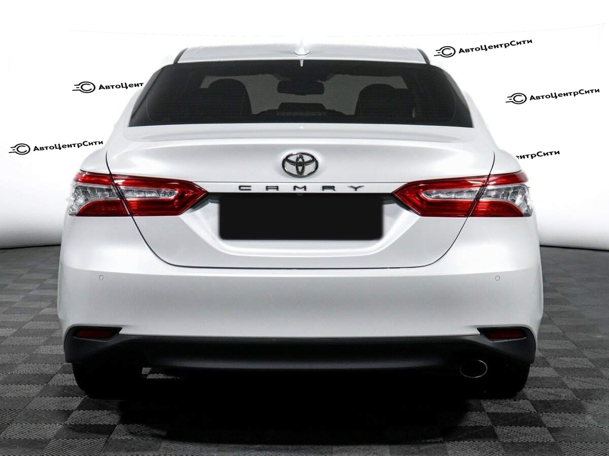 Toyota Camry с пробегом — 2019 год. Фото: #5