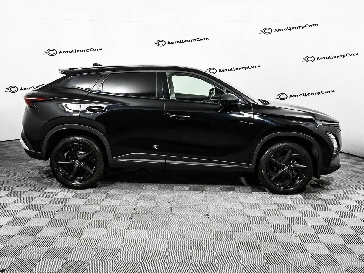 OMODA C5 с пробегом — 2023 год. Фото: #3