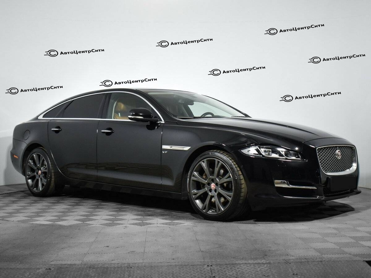 Jaguar XJ с пробегом — 2016 год. Фото: #2