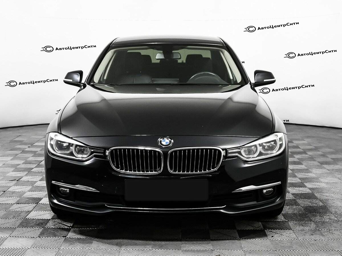 BMW 3 серии с пробегом — 2016 год. Фото: #1