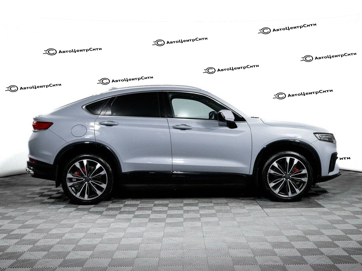 Geely Tugella с пробегом — 2024 год. Фото: #3