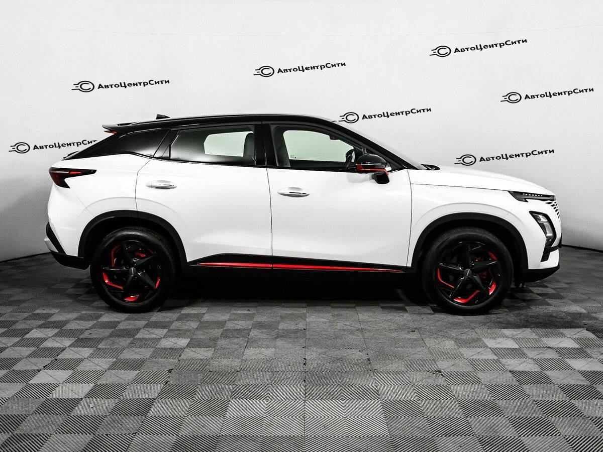 OMODA C5 с пробегом — 2023 год. Фото: #3