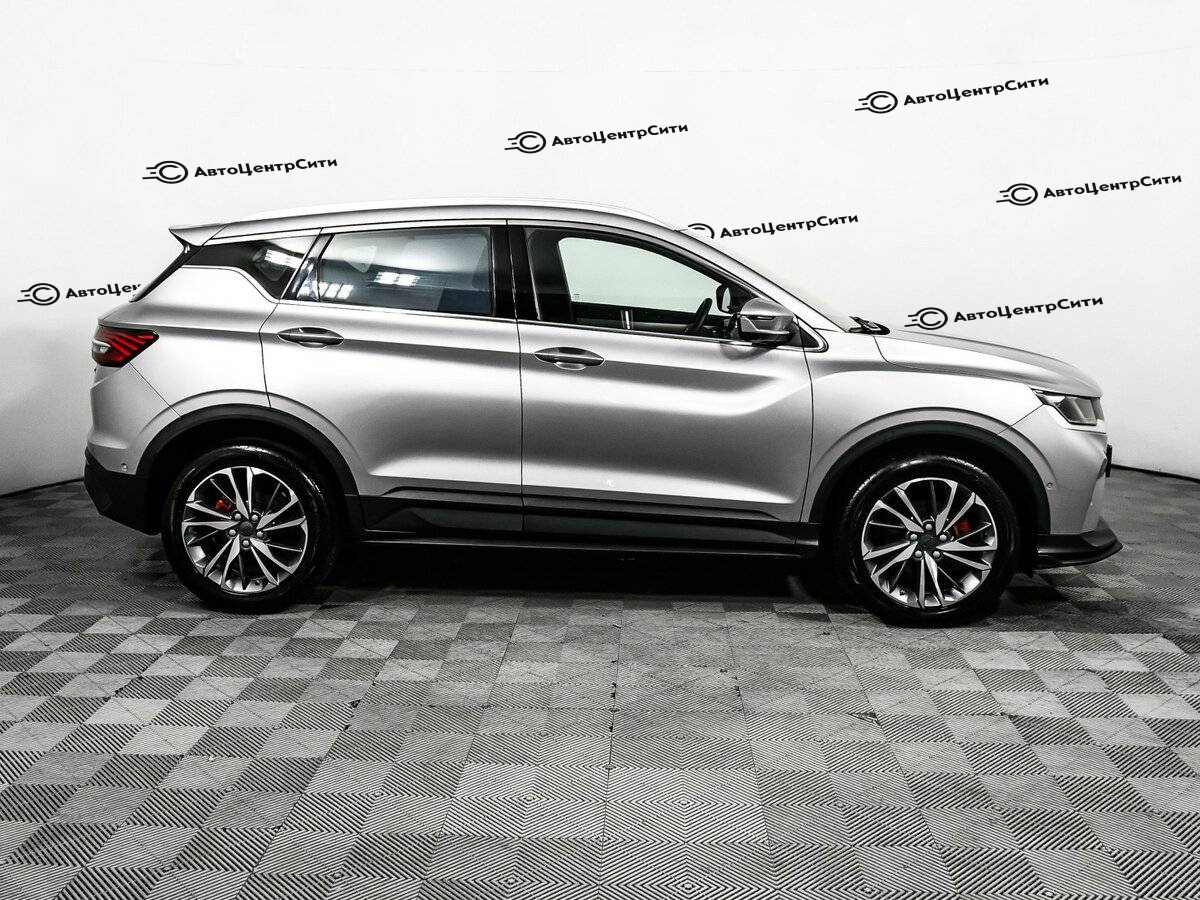 Geely Coolray с пробегом — 2022 год. Фото: #3