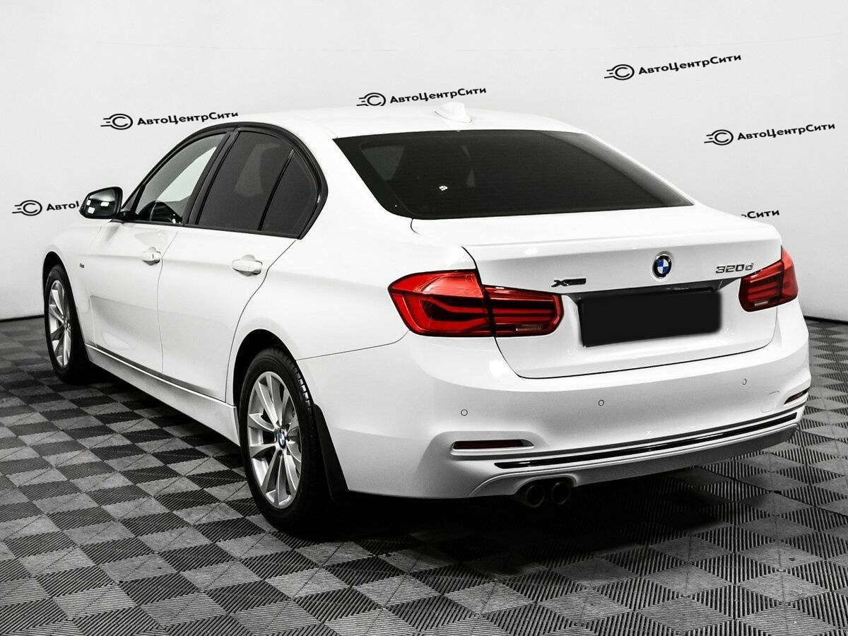 BMW 3 серии с пробегом — 2017 год. Фото: #6