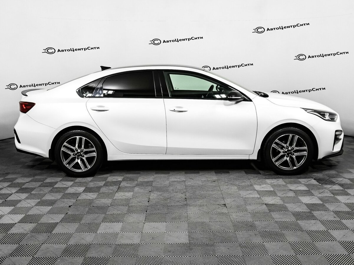 Kia Cerato с пробегом — 2018 год. Фото: #3