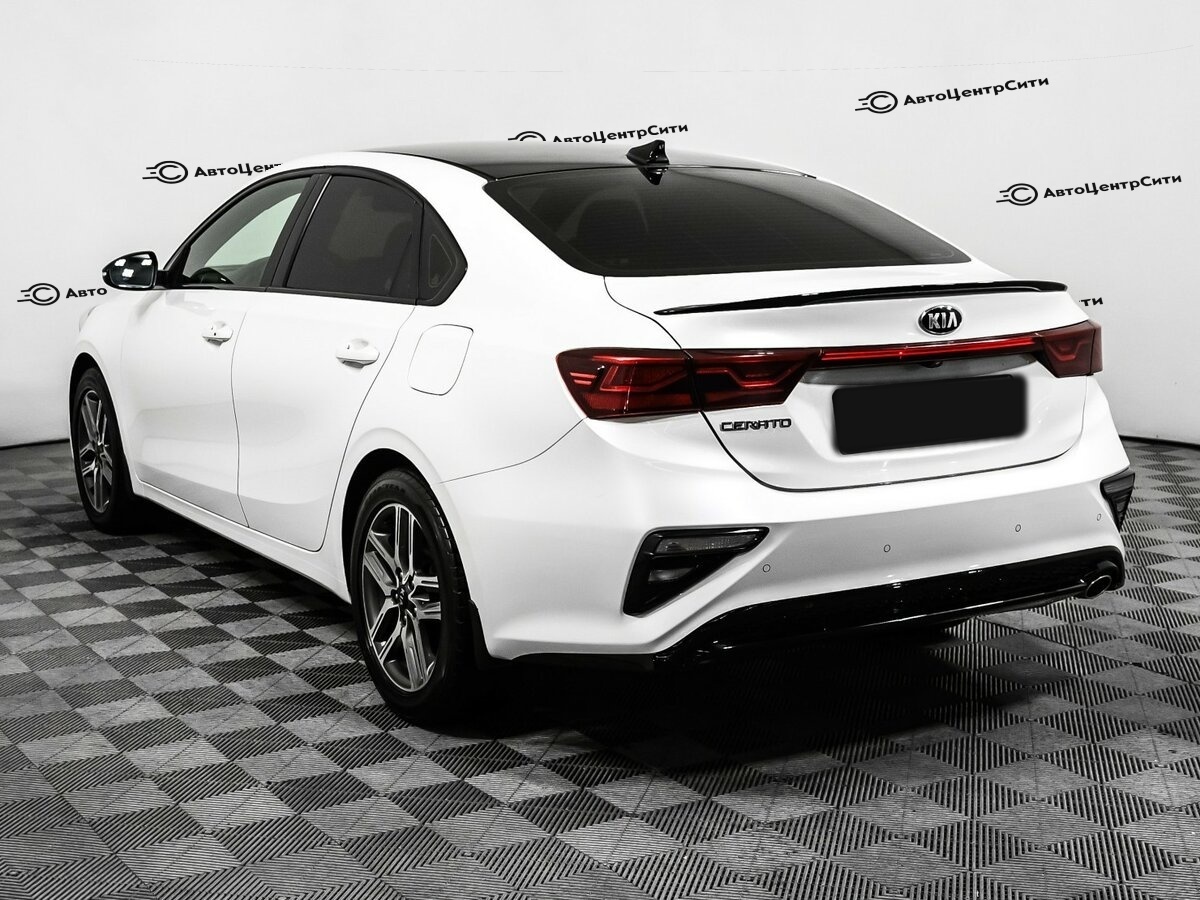 Kia Cerato с пробегом — 2018 год. Фото: #6