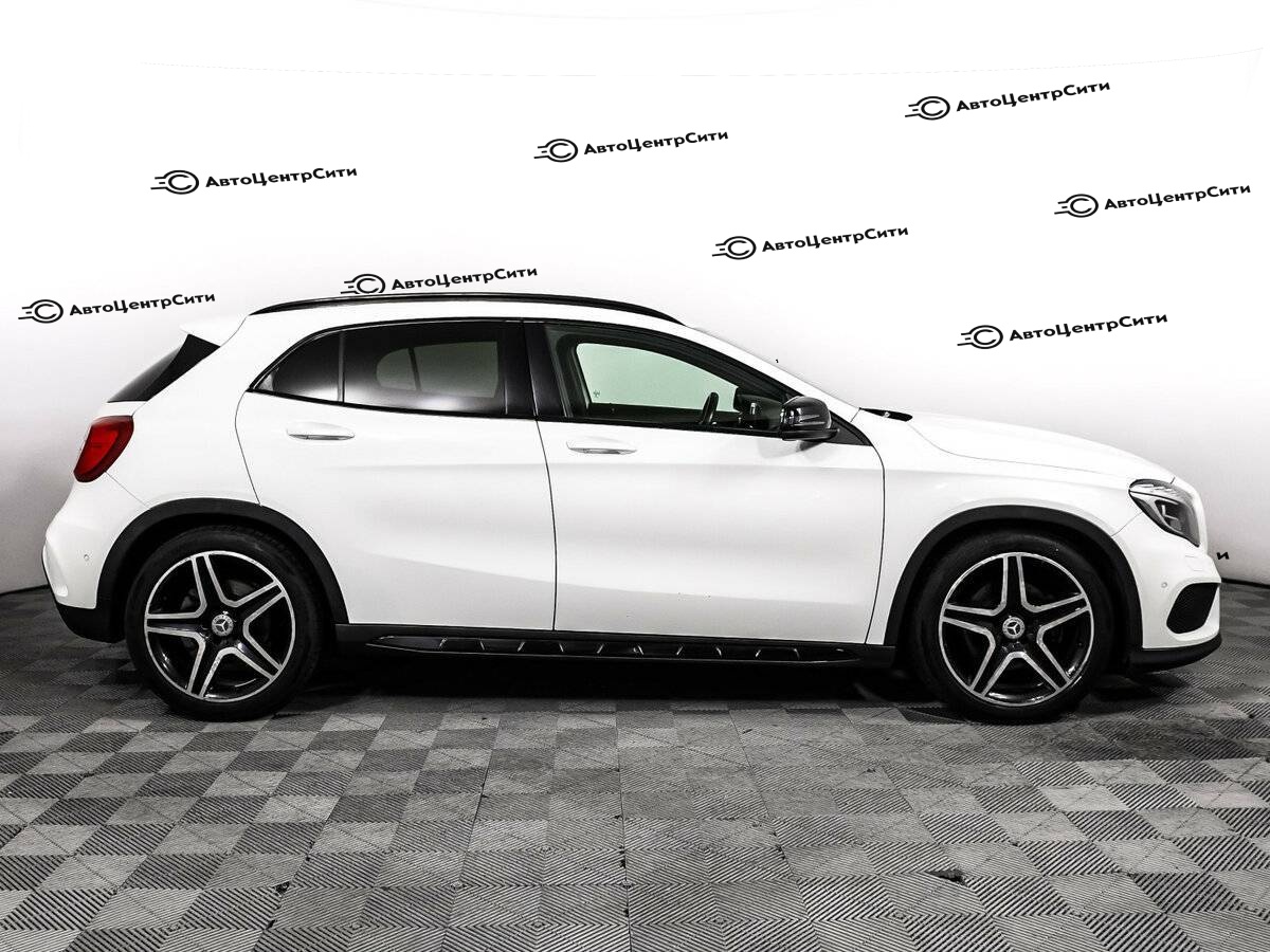 Mercedes-Benz GLA с пробегом — 2014 год. Фото: #3