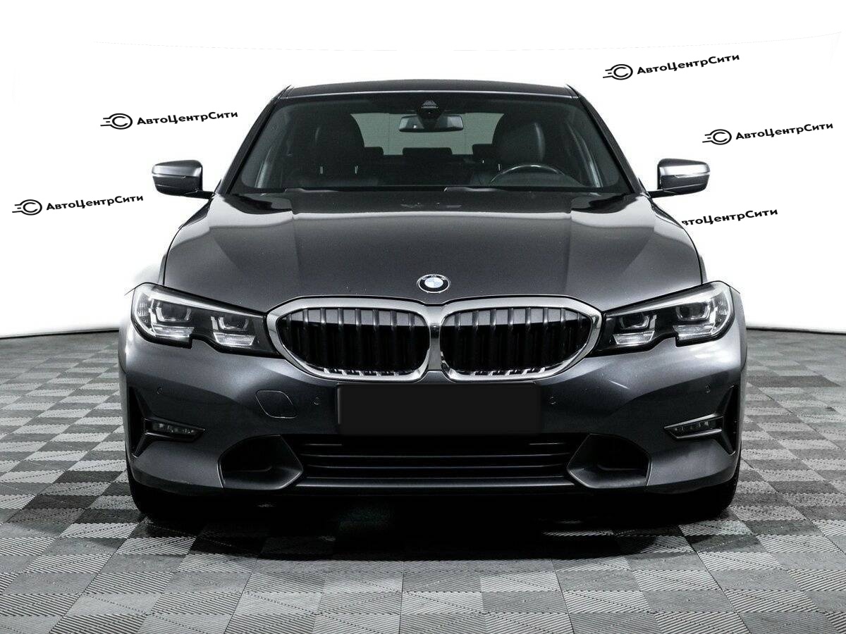 BMW 3 серии с пробегом — 2019 год. Фото: #1