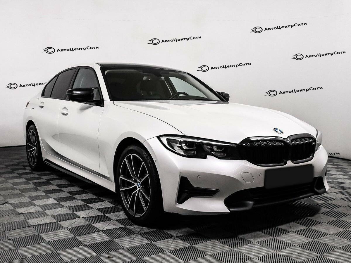 BMW 3 серии с пробегом — 2019 год. Фото: #2