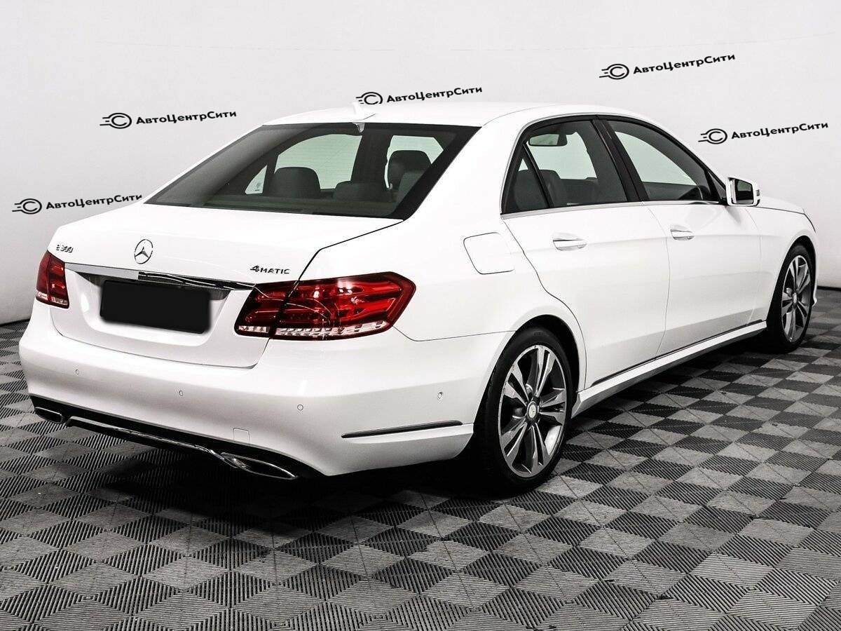 Mercedes-Benz E-Класс с пробегом — 2014 год. Фото: #4