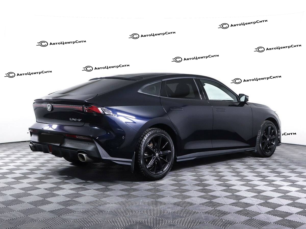 Changan UNI-V с пробегом — 2023 год. Фото: #4