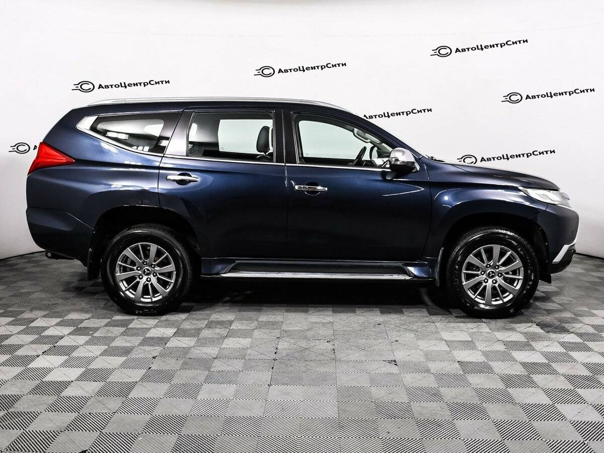 Mitsubishi Pajero Sport с пробегом — 2018 год. Фото: #3