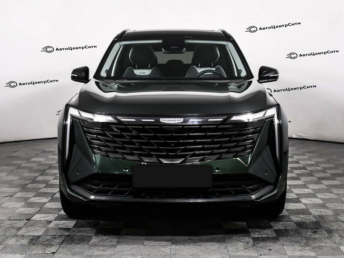 Geely Atlas с пробегом — 2023 год. Фото: #1