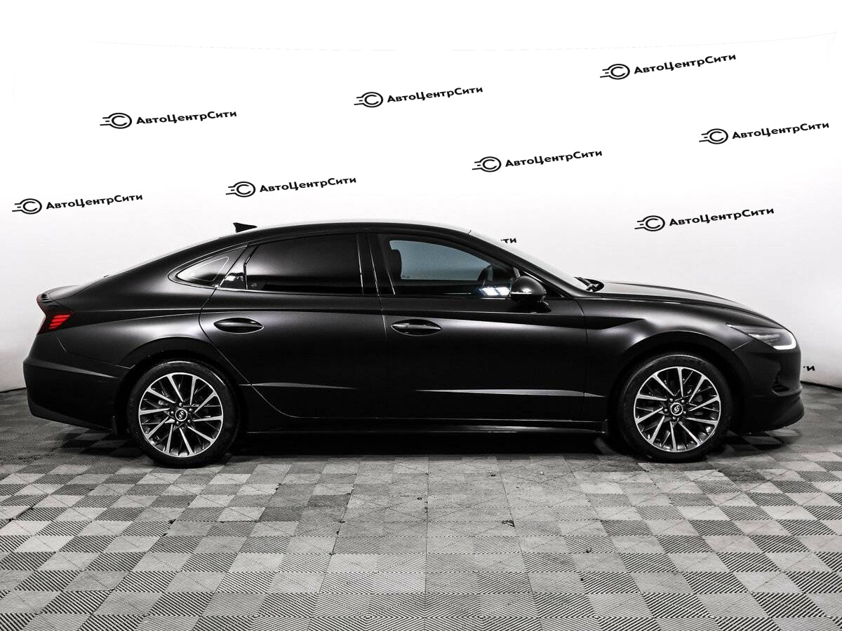Hyundai Sonata с пробегом — 2021 год. Фото: #3