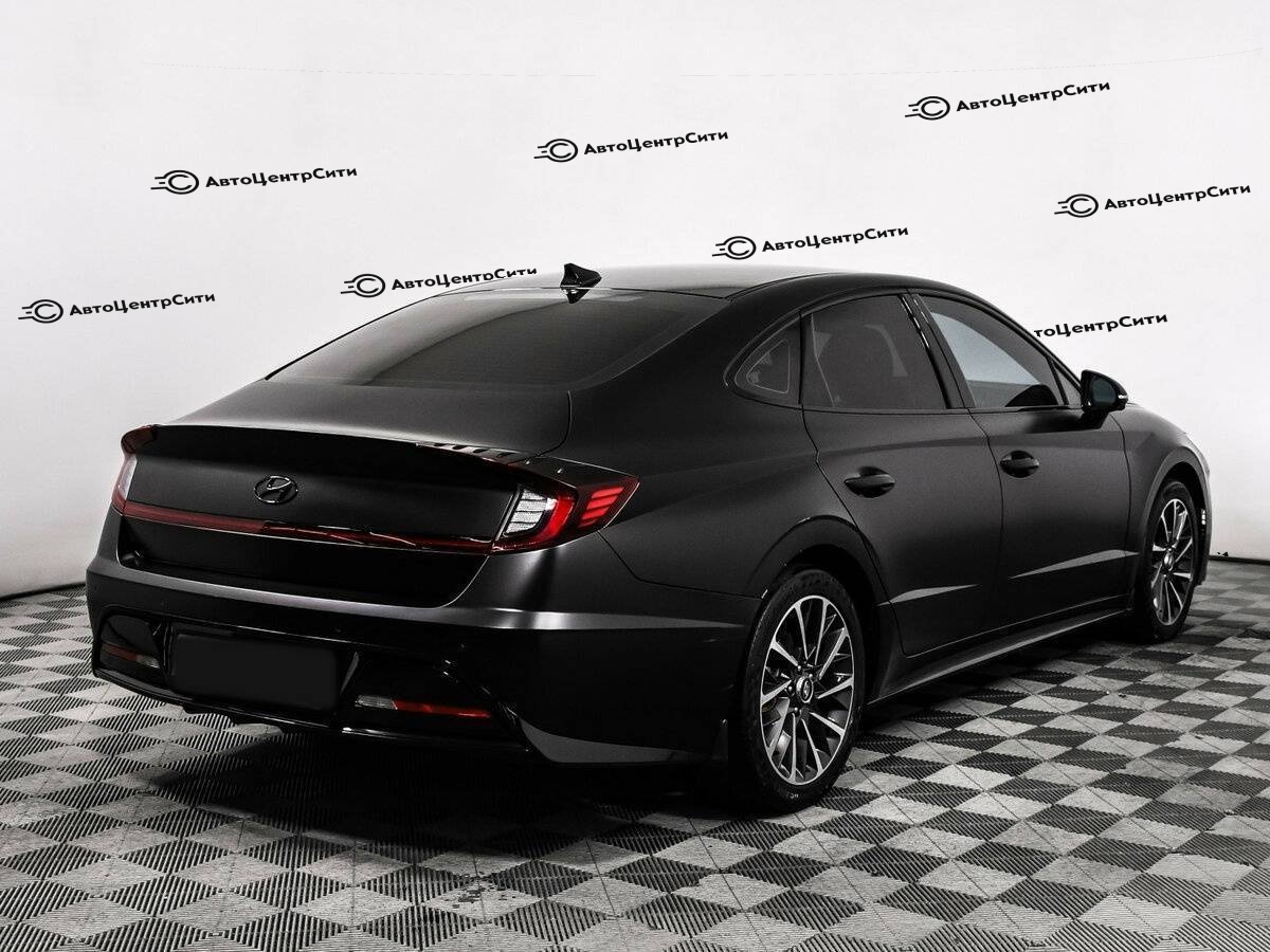 Hyundai Sonata с пробегом — 2021 год. Фото: #4
