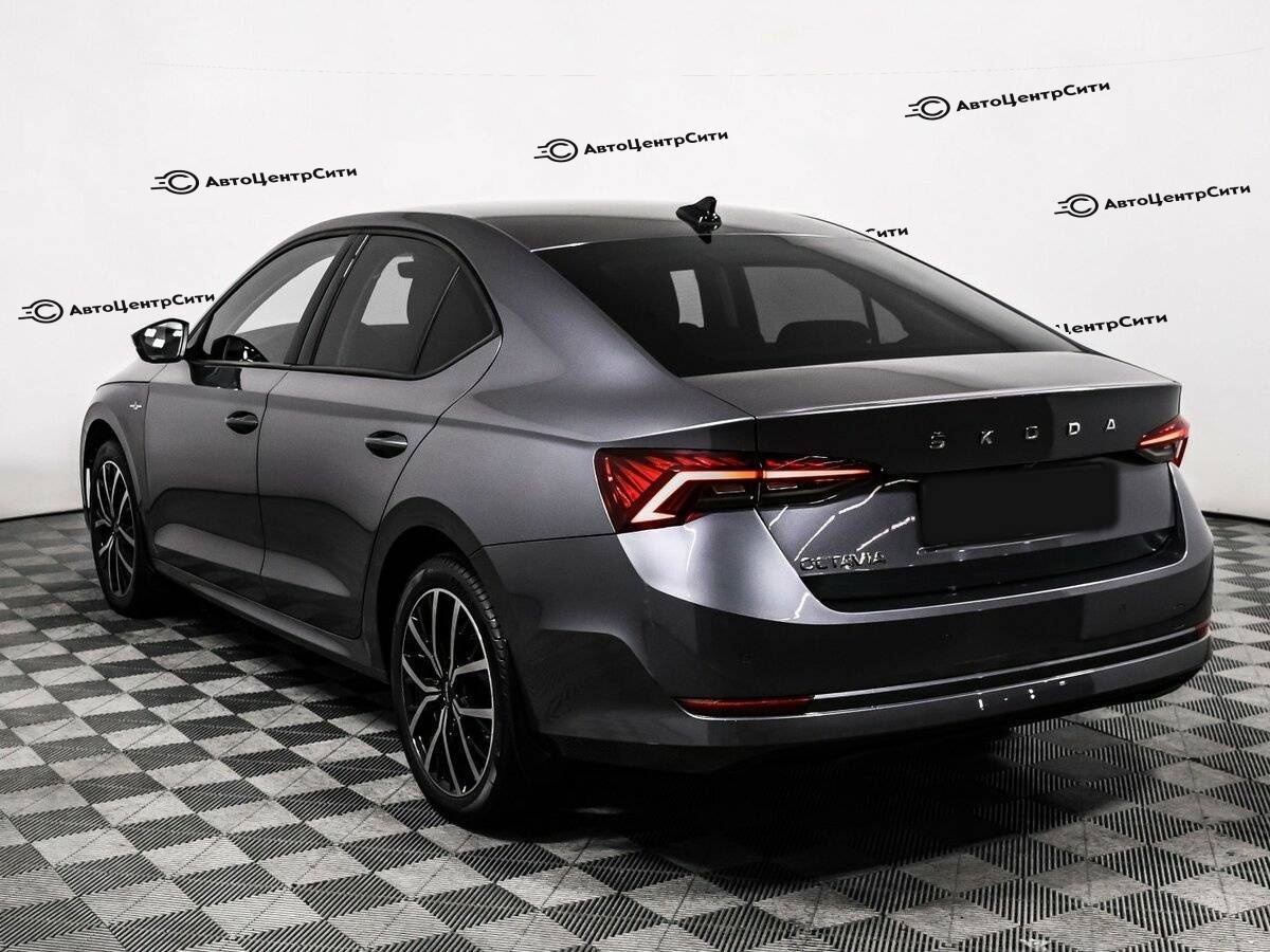 Skoda Octavia с пробегом — 2021 год. Фото: #6