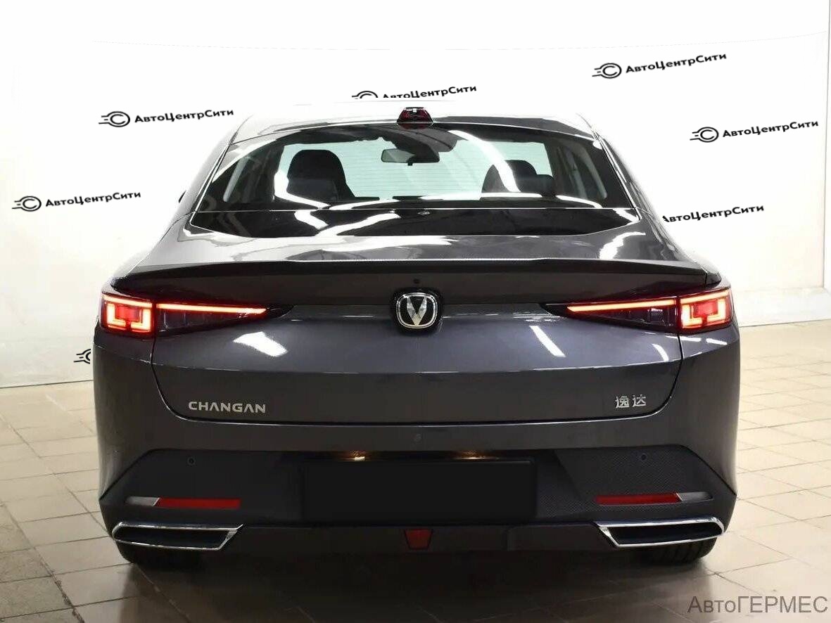 Changan Lamore с пробегом — 2023 год. Фото: #2