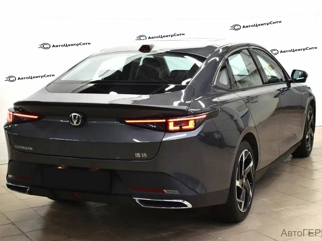 Changan Lamore с пробегом — 2023 год. Фото: #3