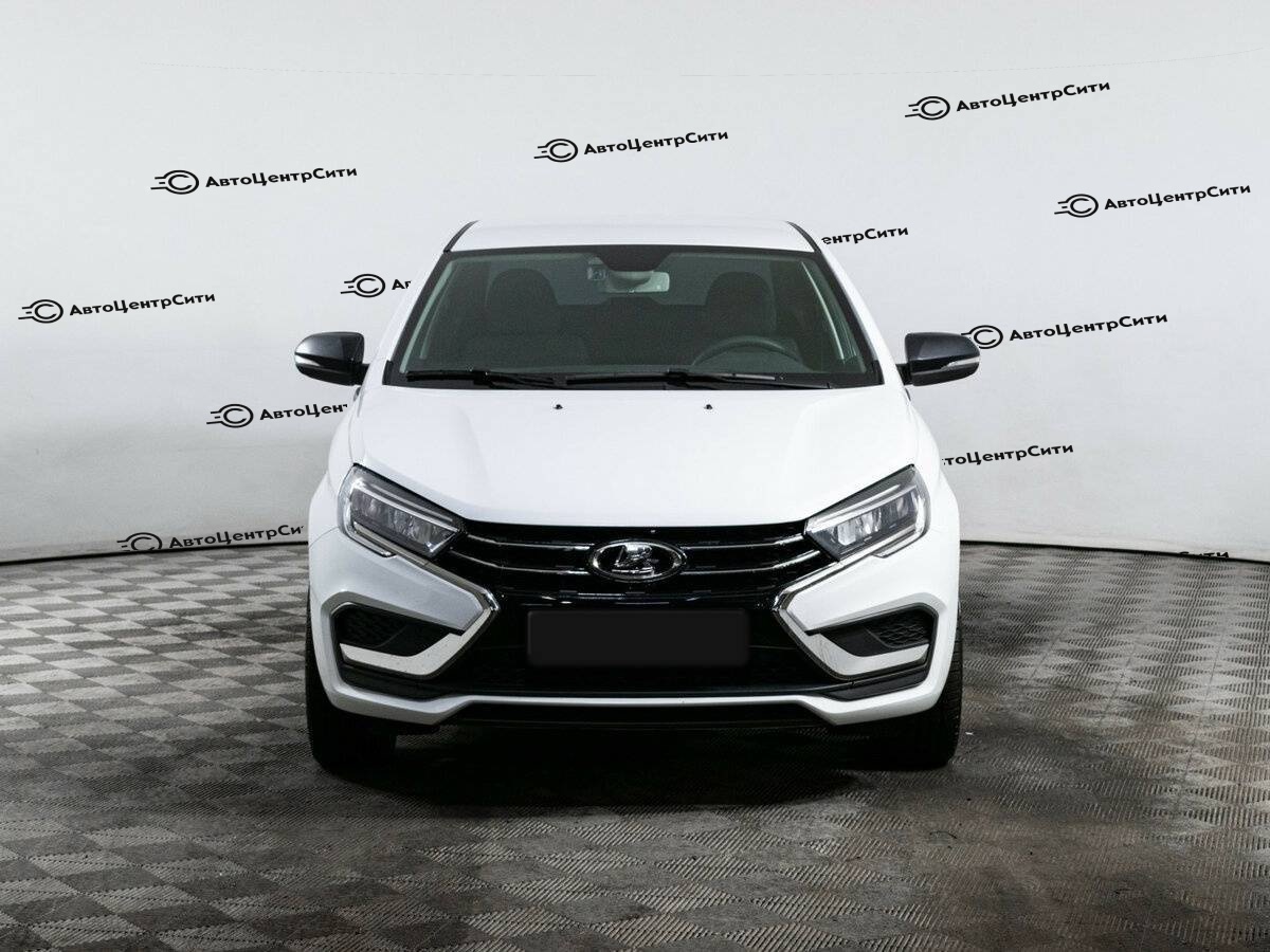 Lada (ВАЗ) Vesta с пробегом — 2024 год. Фото: #1