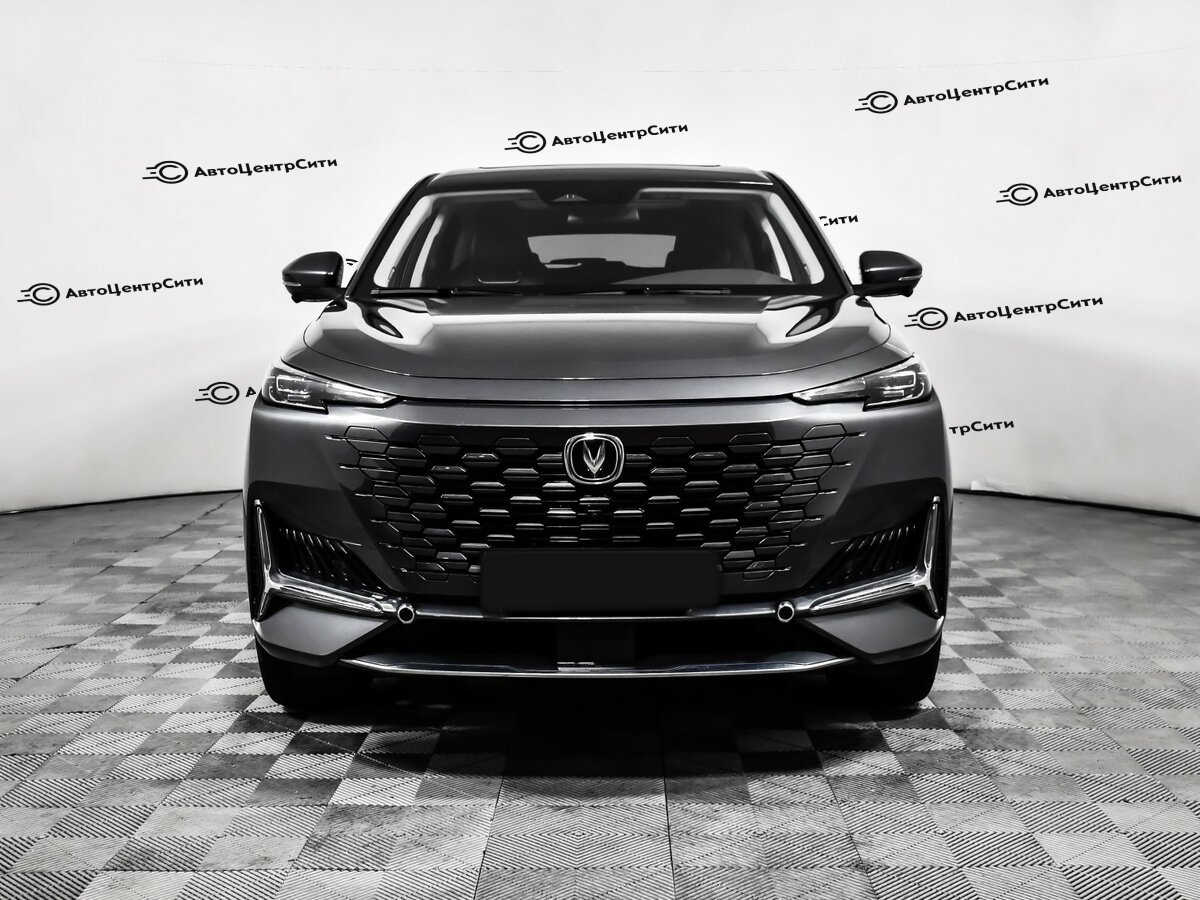 Changan UNI-K с пробегом — 2024 год. Фото: #1