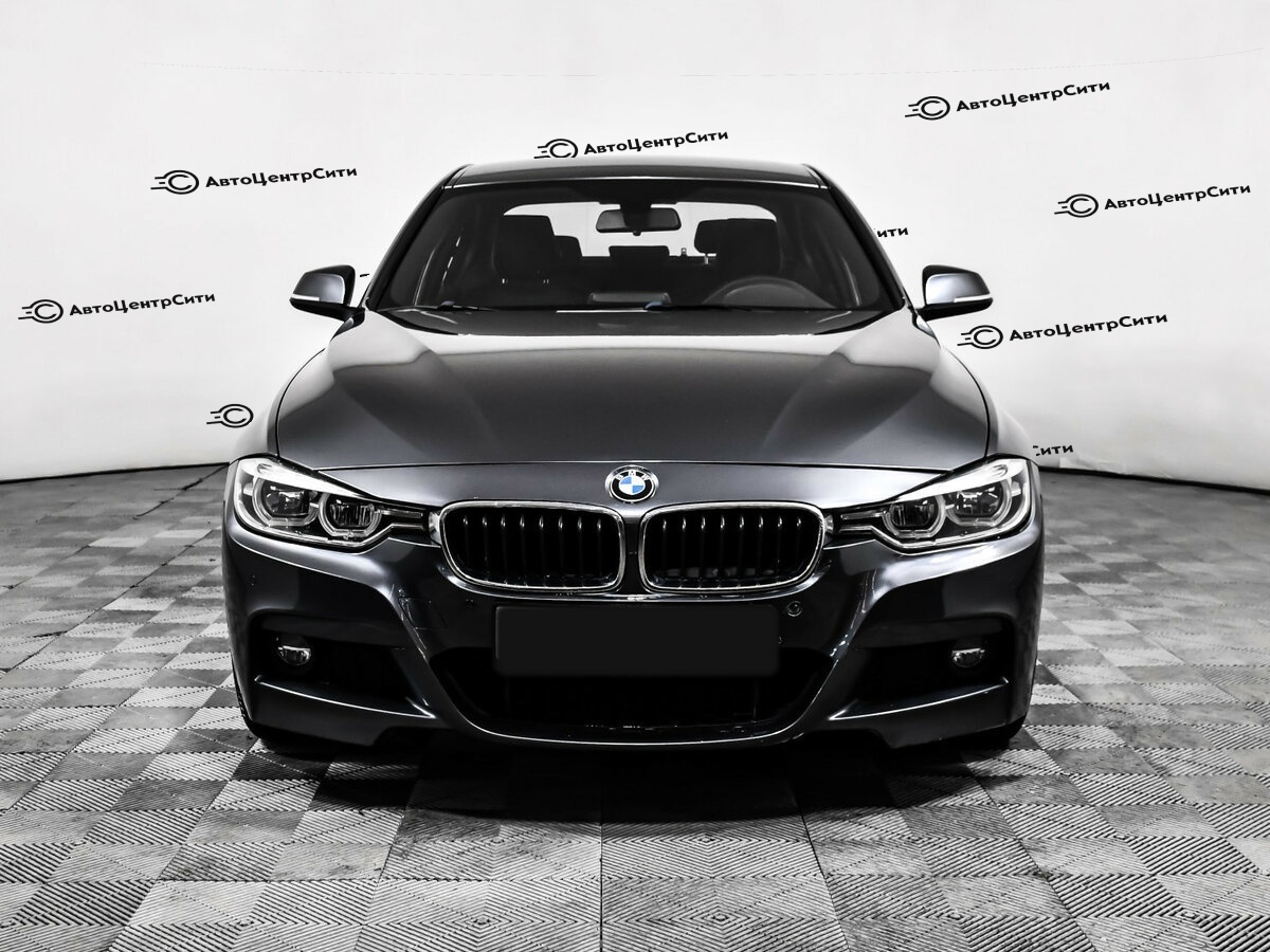 BMW 3 серии с пробегом — 2017 год. Фото: #1