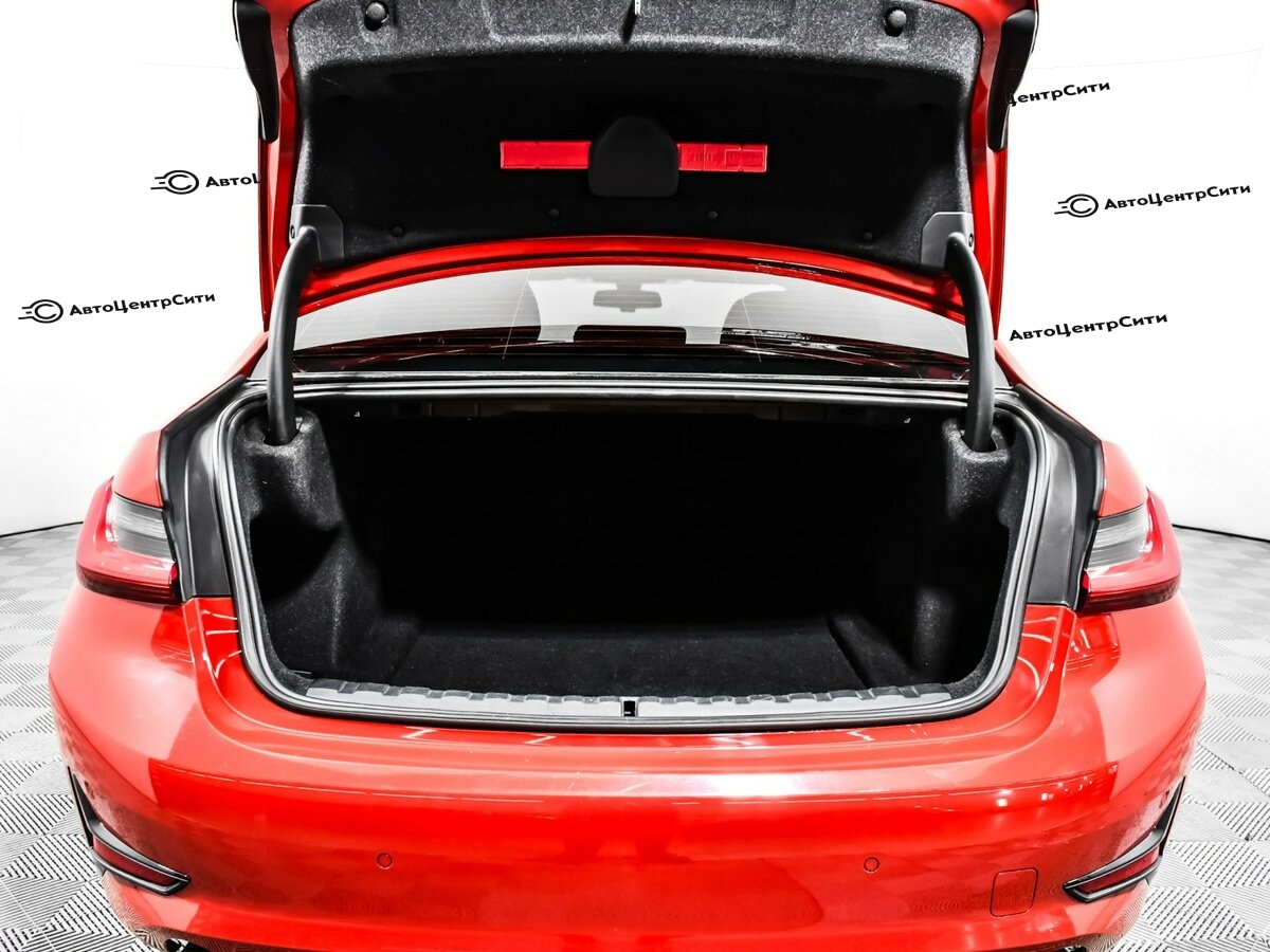 BMW 3 серии с пробегом — 2019 год. Фото: #11