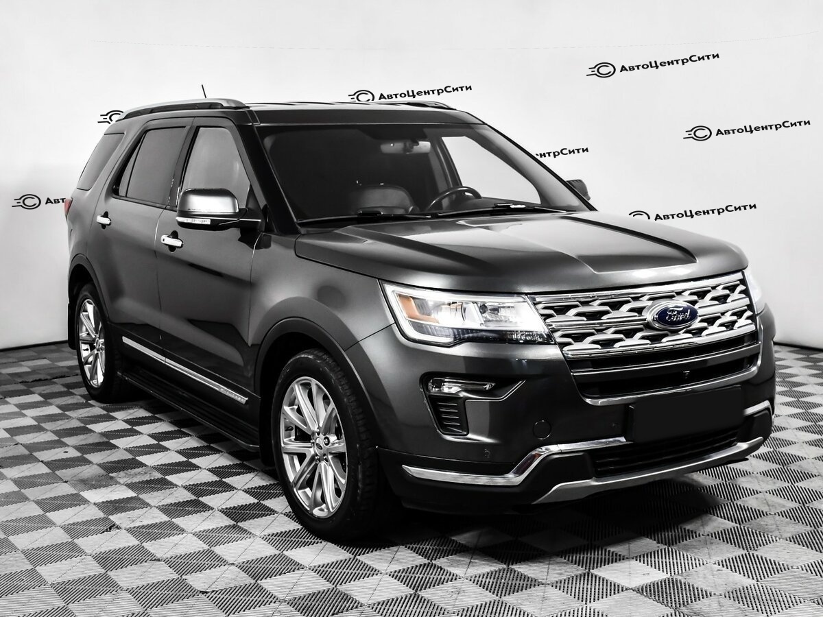 Ford Explorer с пробегом — 2018 год. Фото: #2