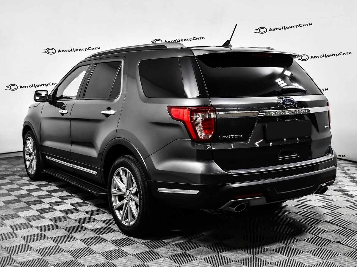 Ford Explorer с пробегом — 2018 год. Фото: #6