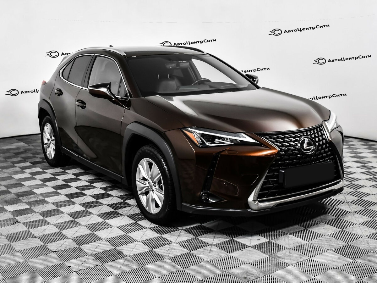 Lexus UX с пробегом — 2021 год. Фото: #2
