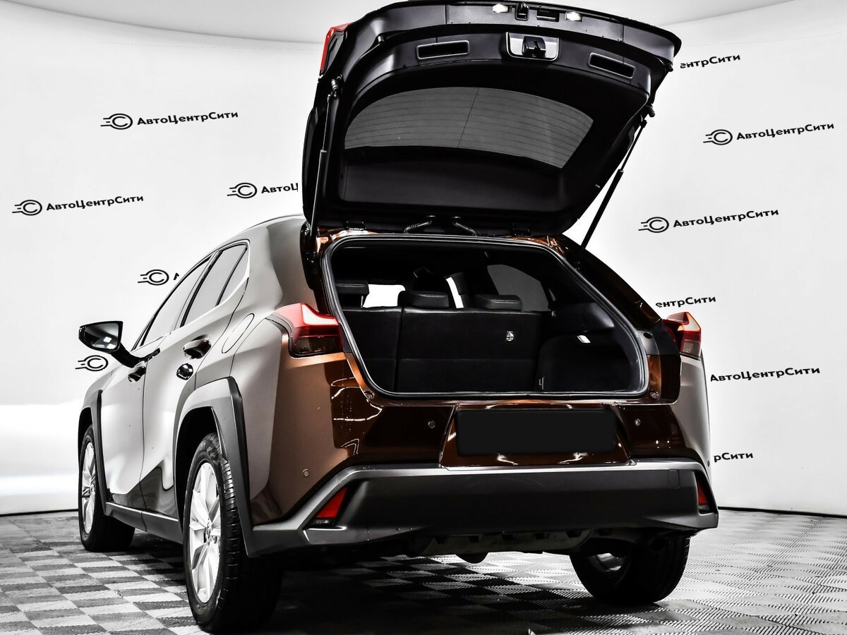 Lexus UX с пробегом — 2021 год. Фото: #12