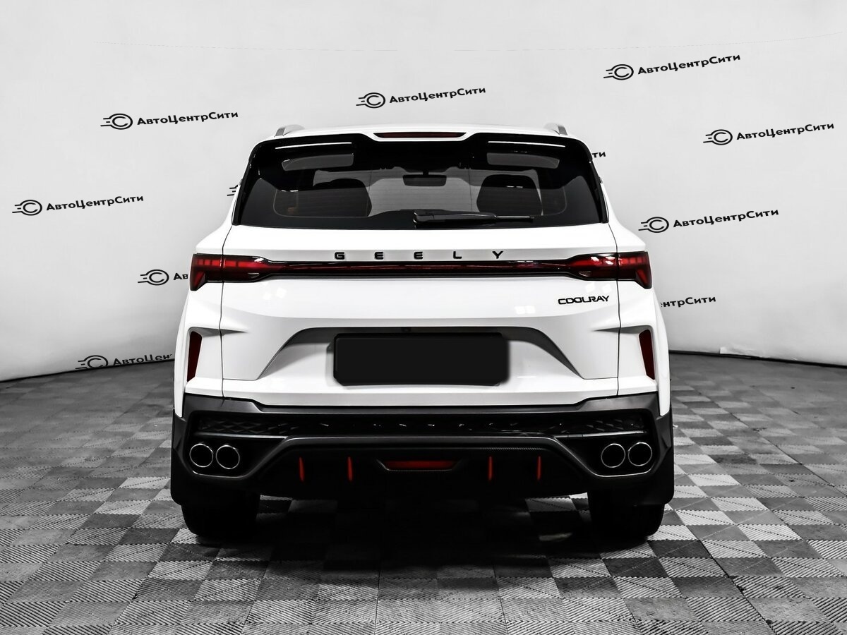 Geely Coolray с пробегом — 2023 год. Фото: #5