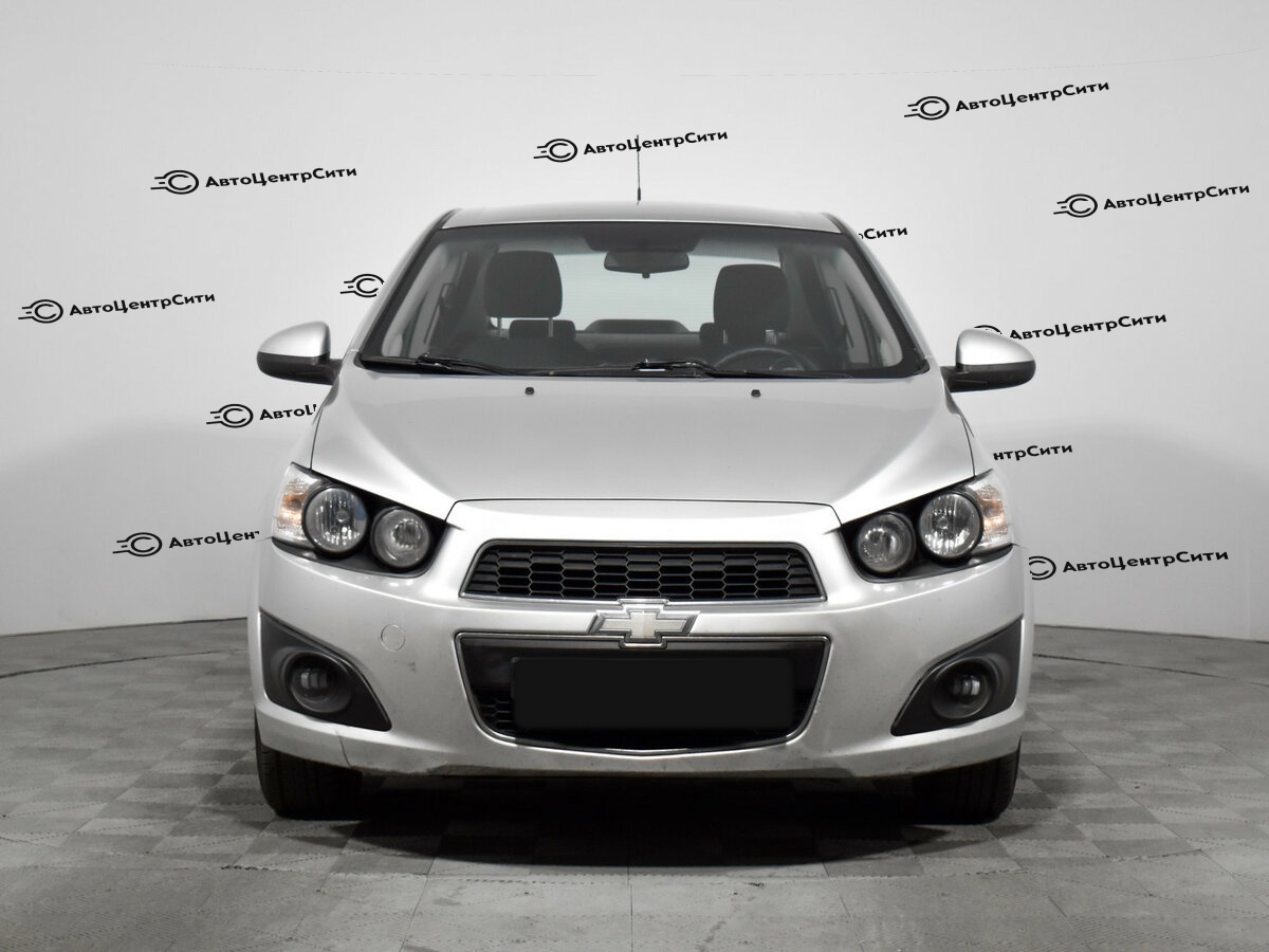 Chevrolet Aveo с пробегом — 2014 год. Фото: #1