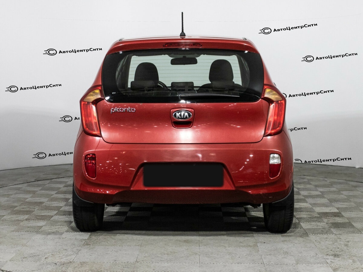 Kia Picanto с пробегом — 2014 год. Фото: #5