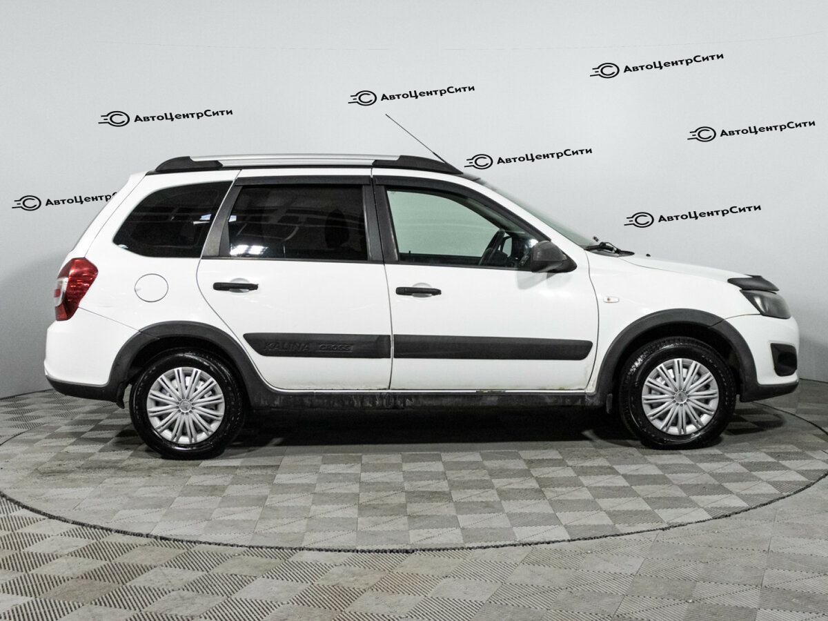 Lada (ВАЗ) Kalina с пробегом — 2016 год. Фото: #3