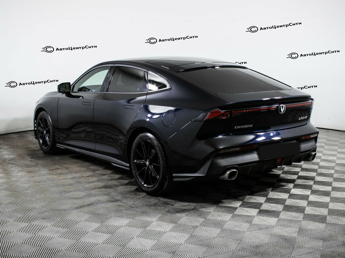 Changan UNI-V с пробегом — 2022 год. Фото: #5