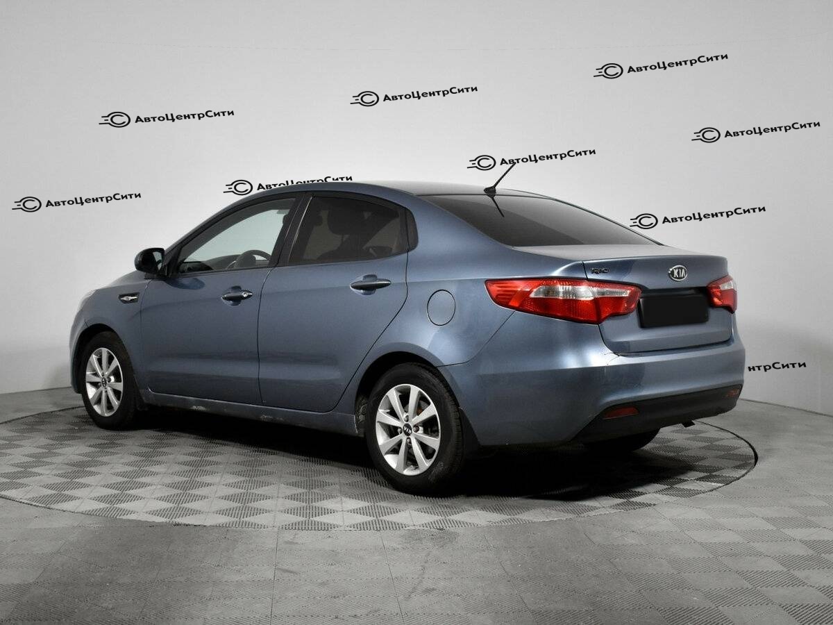 Kia Rio с пробегом — 2012 год. Фото: #6