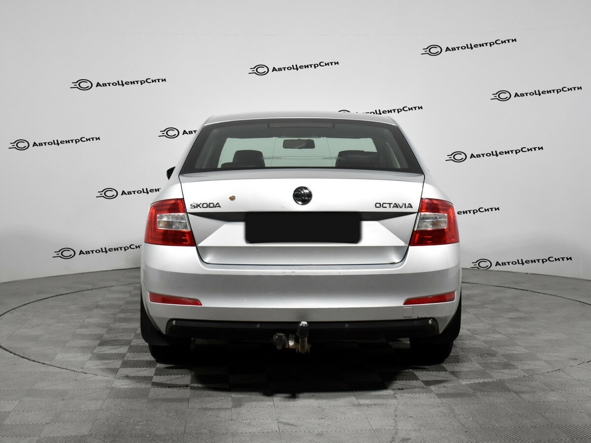 Skoda Octavia с пробегом — 2015 год. Фото: #5