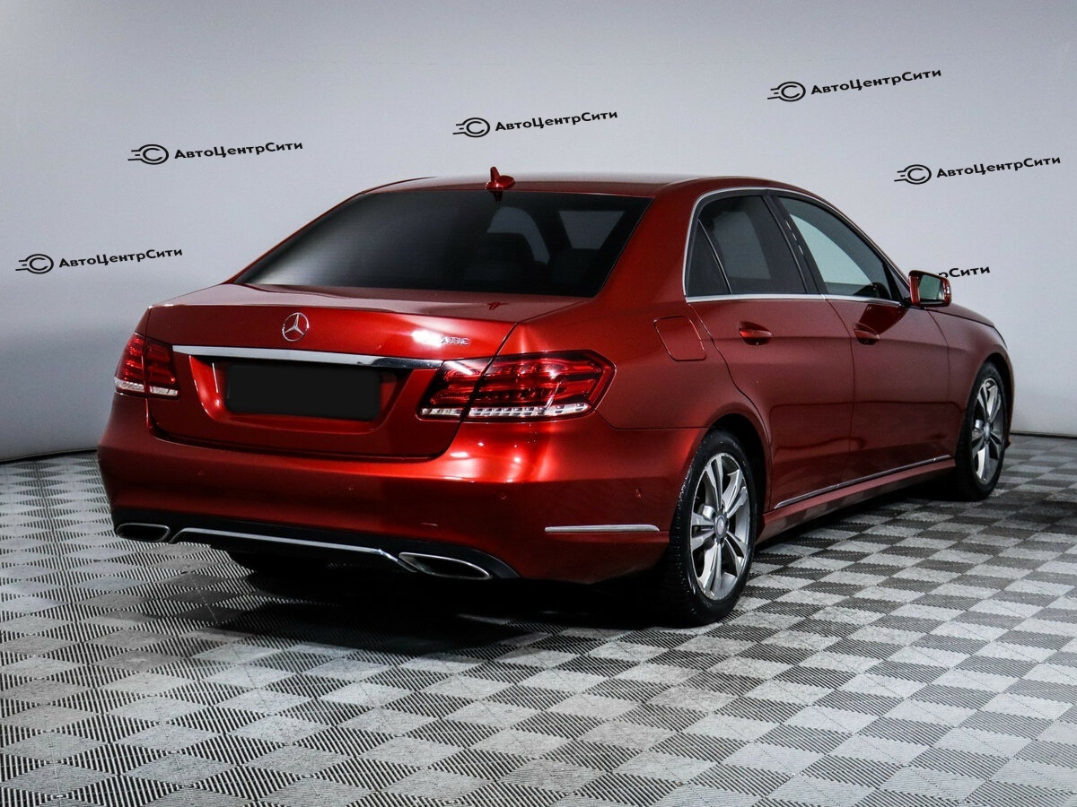 Mercedes-Benz E-Класс с пробегом — 2014 год. Фото: #3
