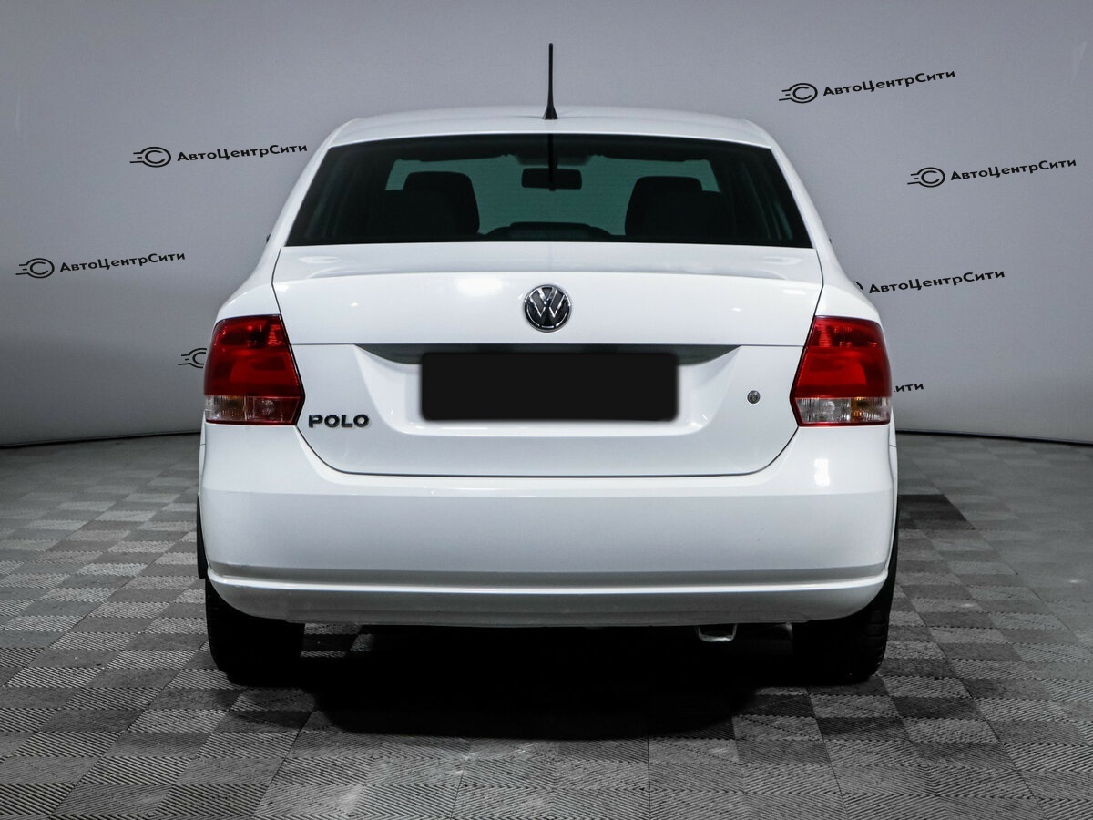Volkswagen Polo с пробегом — 2014 год. Фото: #4