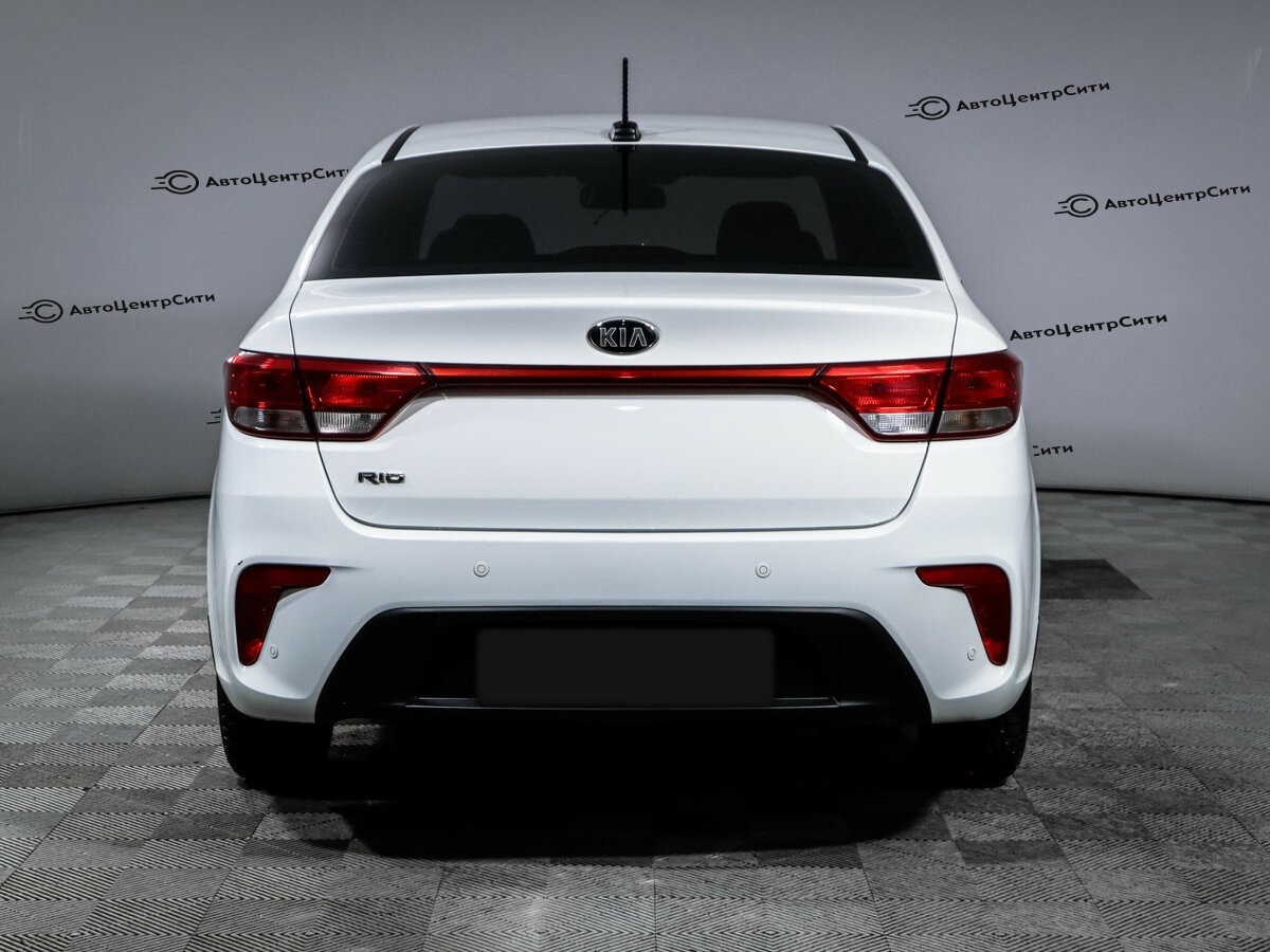 Kia Rio с пробегом — 2018 год. Фото: #4