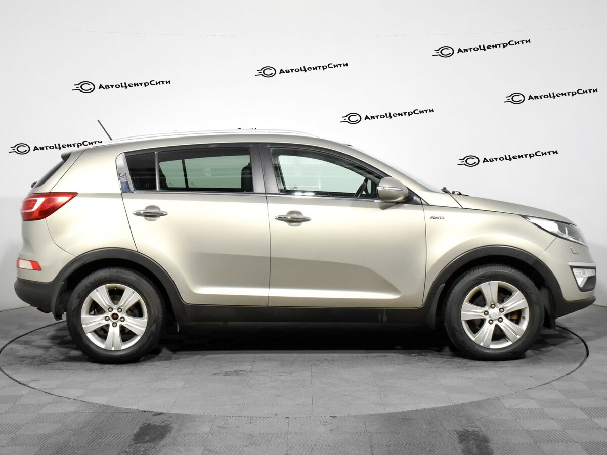 Kia Sportage с пробегом — 2013 год. Фото: #3