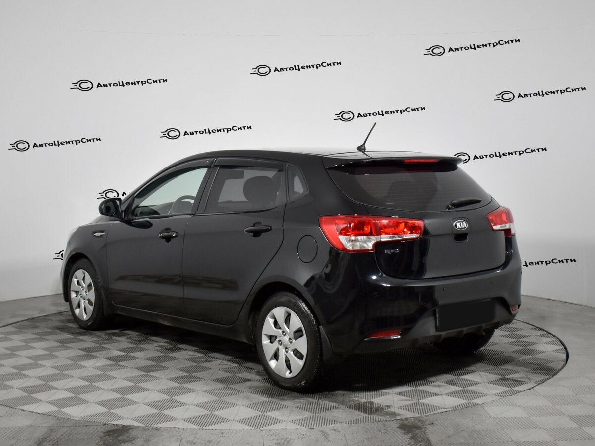 Kia Rio с пробегом — 2016 год. Фото: #6