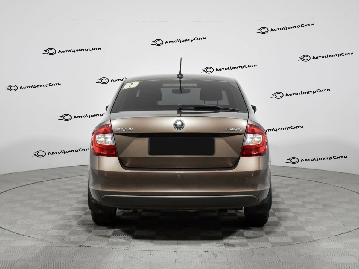 Skoda Rapid с пробегом — 2018 год. Фото: #5